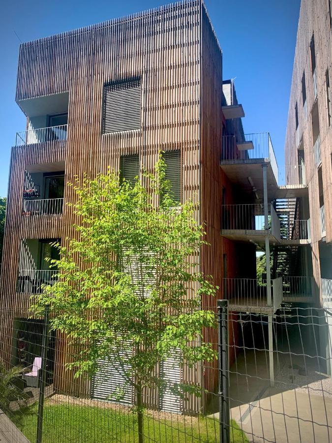 Jezerni S Terasou A Saunou V Lakepark Apartament