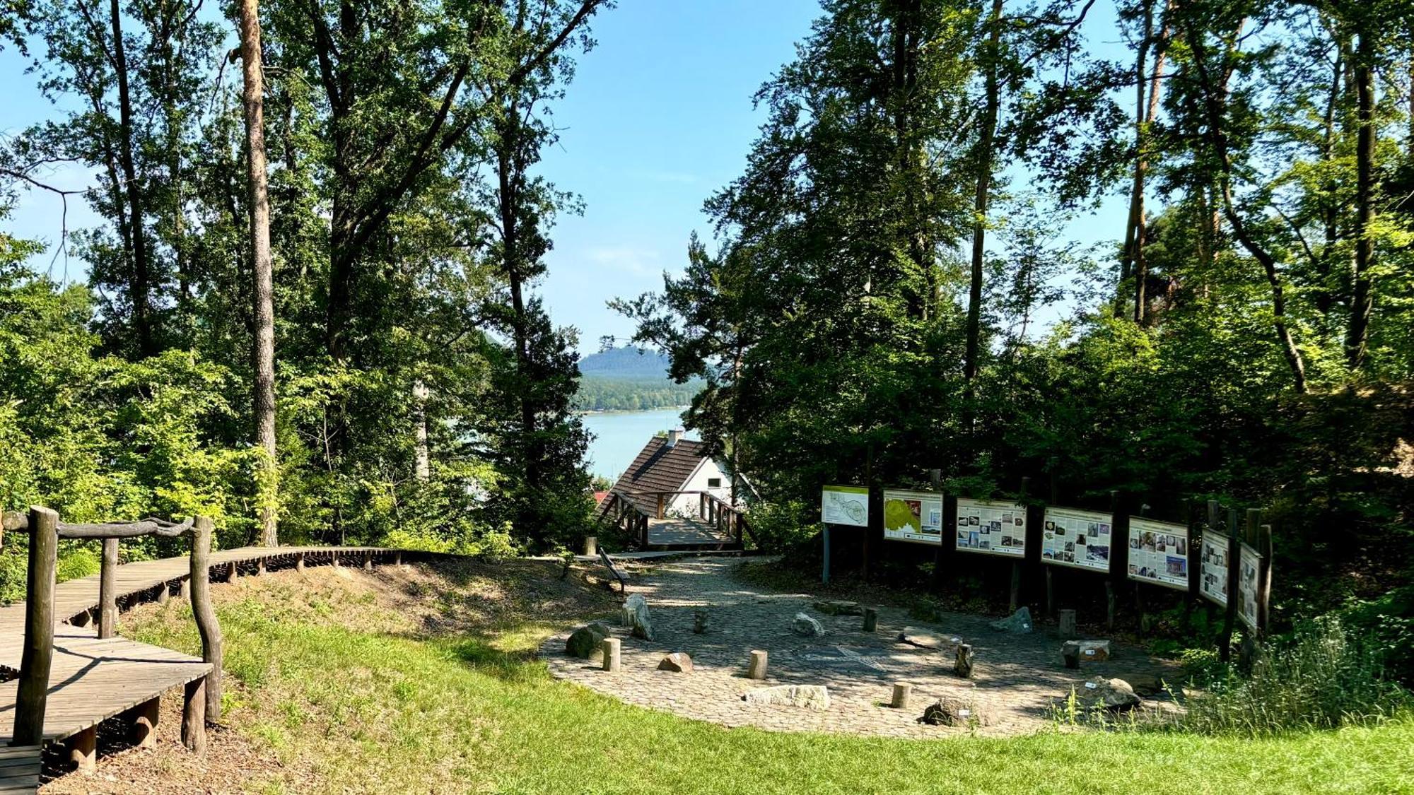 Apartment Jezerni S Terasou A Saunou V Lakepark Doksy (Liberec)
